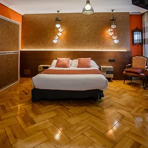 https://hostal-rodas.biarritzhotels.info