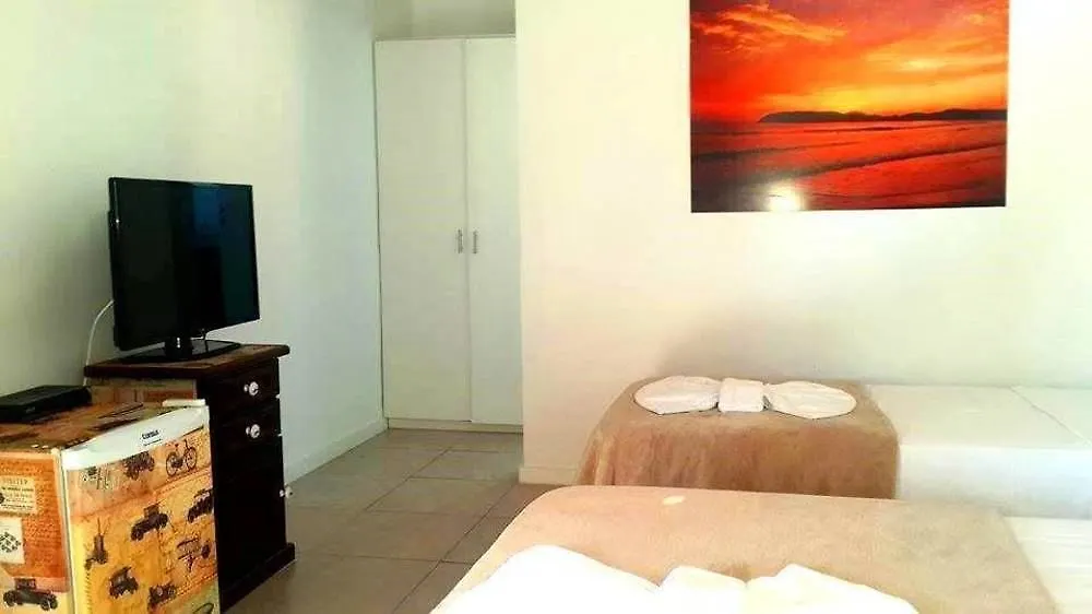Elementos Búzios Pousada&Hostel Brasil